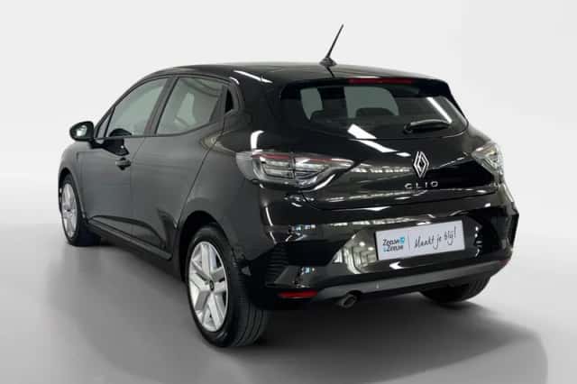 Renault Clio (2023) thumbnail 6