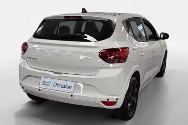Dacia Sandero (2025) thumbnail 2