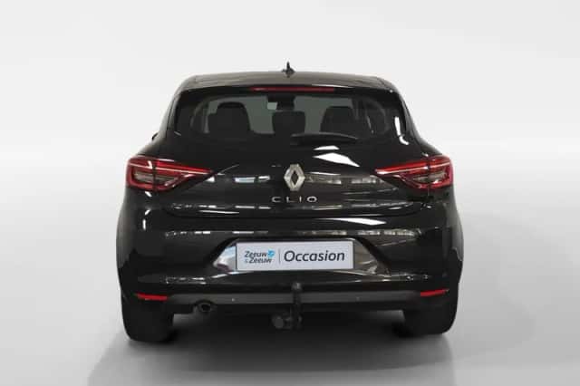 Renault Clio (2021) thumbnail 3