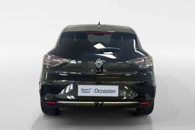 Renault Clio (2024) thumbnail 4