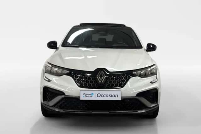 Renault Arkana (2024) thumbnail 3