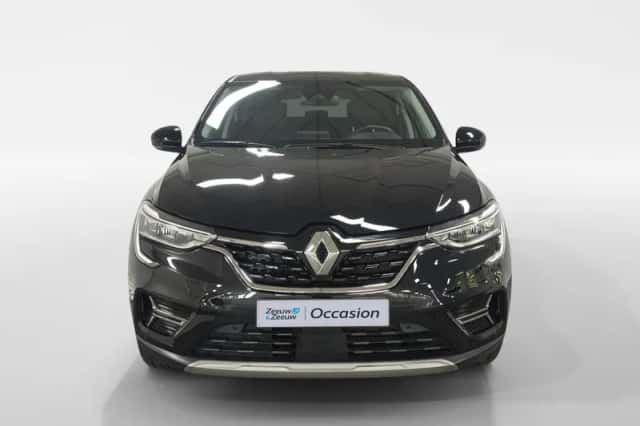 Renault Arkana (2023) thumbnail 3