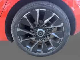 Renault Clio (2024) thumbnail 23