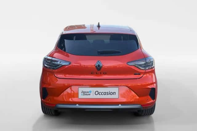Renault Clio (2024) thumbnail 4