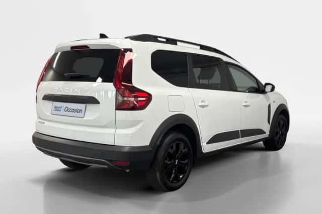 Dacia Jogger (2023) thumbnail 4