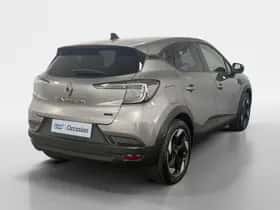 Renault Captur (2025) thumbnail 2