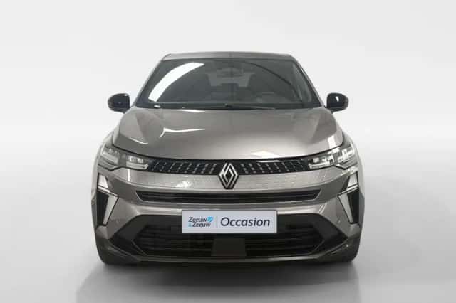 Renault Captur (2025) thumbnail 3