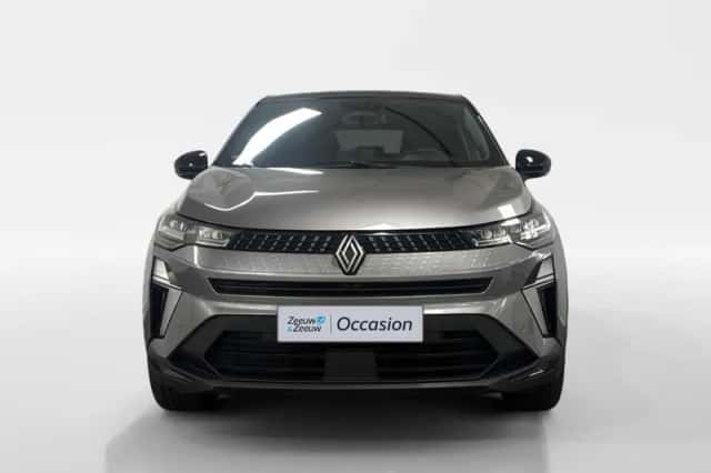 Renault Captur (2025) thumbnail 3