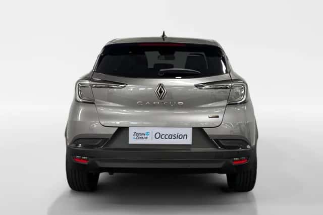Renault Captur (2025) thumbnail 4