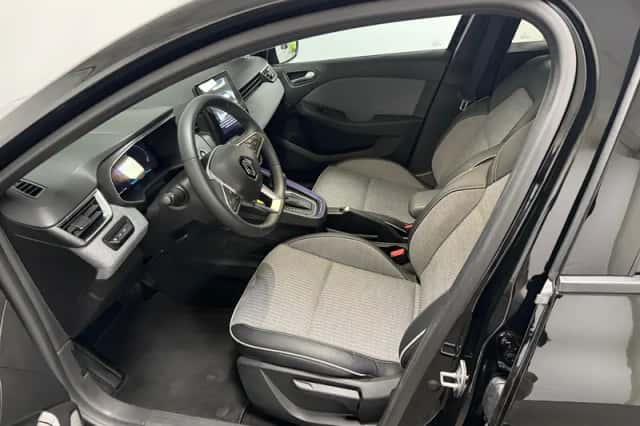 Renault Clio (2024) thumbnail 6