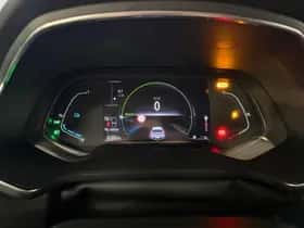 Renault Captur (2022) thumbnail 19