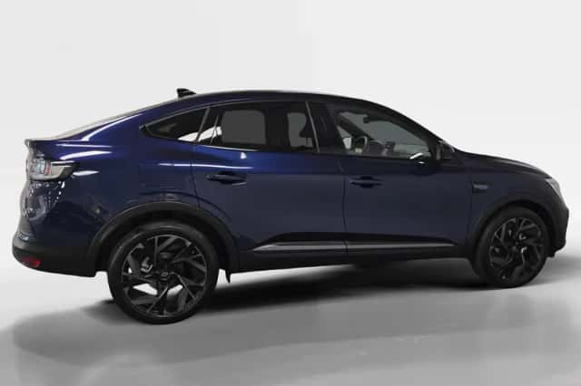 Renault Arkana (2025) thumbnail 4