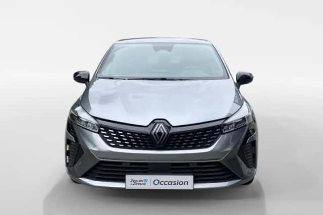 Renault Clio (2024) thumbnail 2