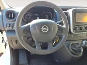 Opel Vivaro (2014) thumbnail 14