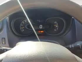 Opel Vivaro (2014) thumbnail 17