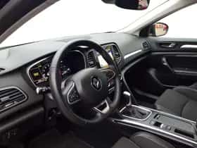 Renault Mégane (2023) thumbnail 14
