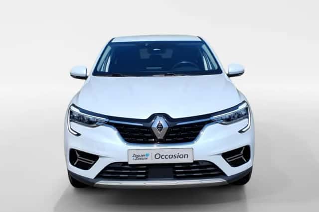 Renault Arkana (2021) thumbnail 2
