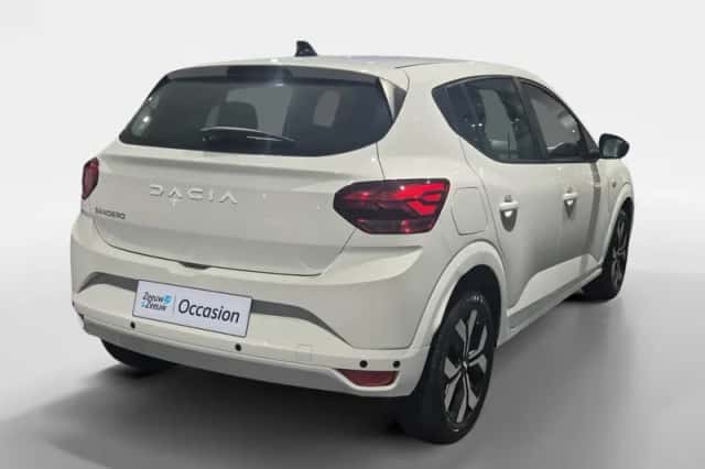 Dacia Sandero (2025) thumbnail 4