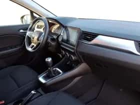 Renault Captur (2021) thumbnail 23
