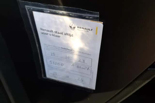 Renault Captur (2021) thumbnail 27