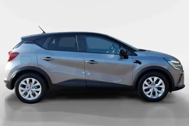Renault Captur (2021) thumbnail 4