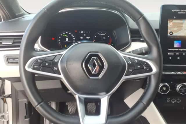 Renault Clio (2023) thumbnail 11