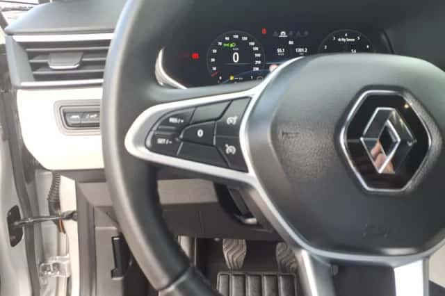 Renault Clio (2023) thumbnail 12