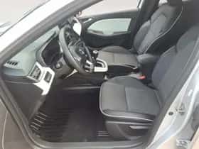 Renault Clio (2023) thumbnail 9