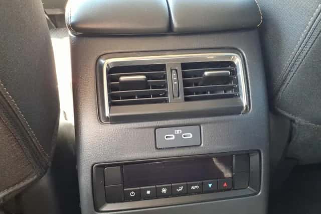 Mazda CX-80 (2025) thumbnail 14