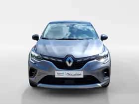 Renault Captur (2024) thumbnail 2