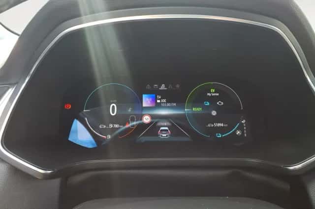 Renault Captur (2024) thumbnail 18