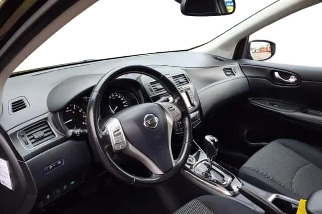 Nissan Pulsar (2016) thumbnail 12