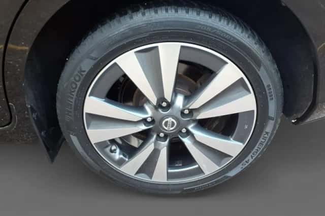 Nissan Pulsar (2016) thumbnail 8