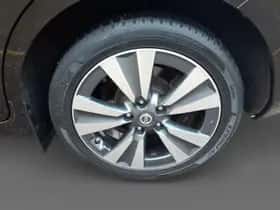Nissan Pulsar (2016) thumbnail 8
