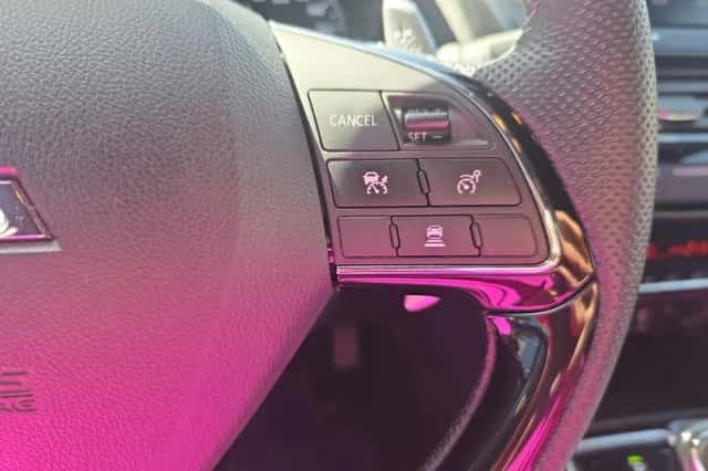 Mitsubishi Eclipse Cross (2024) thumbnail 17