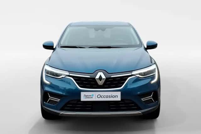 Renault Arkana (2022) thumbnail 2