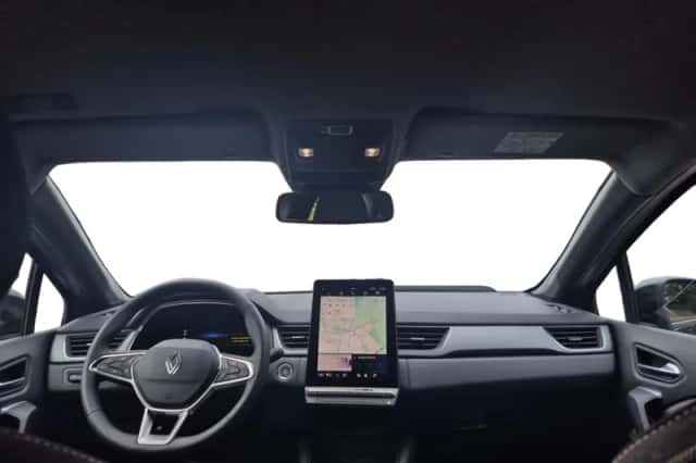 Renault Captur (2025) thumbnail 21