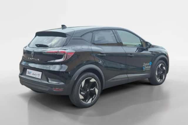 Renault Captur (2025) thumbnail 5