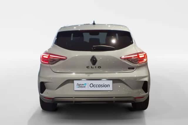 Renault Clio (2025) thumbnail 6