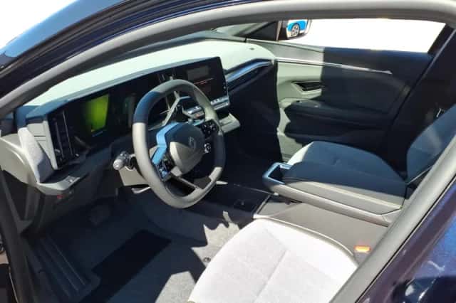 Renault Mégane E-Tech (2026) thumbnail 12