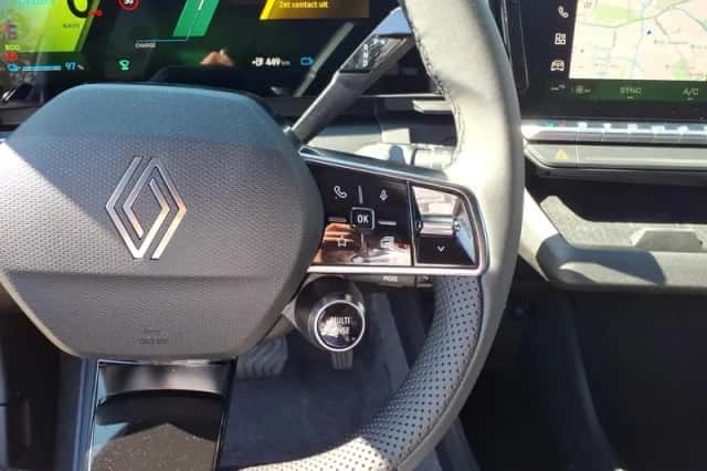 Renault Mégane E-Tech (2026) thumbnail 15