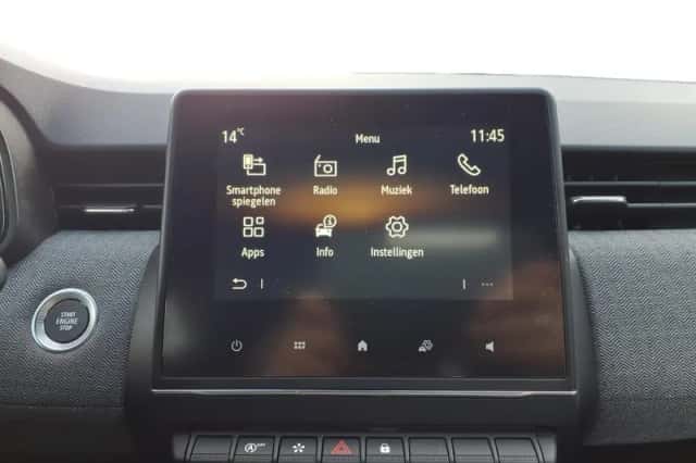 Renault Clio (2024) thumbnail 11