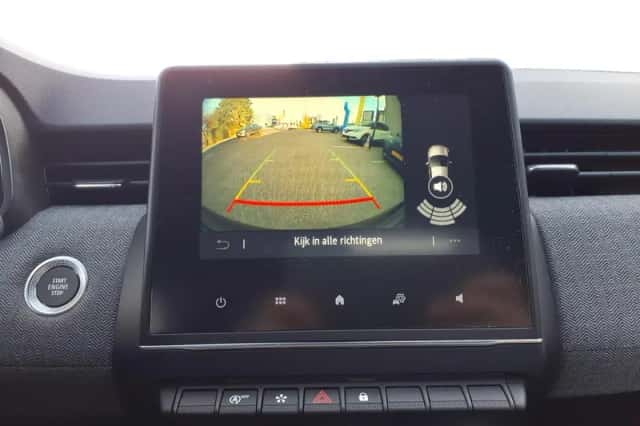 Renault Clio (2024) thumbnail 12