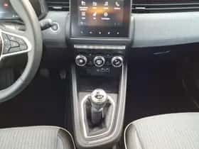 Renault Clio (2024) thumbnail 23