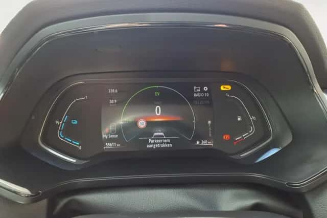 Renault Captur (2023) thumbnail 20
