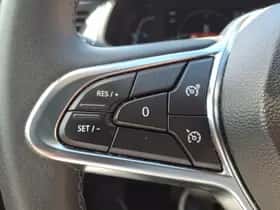 Renault Captur (2023) thumbnail 21