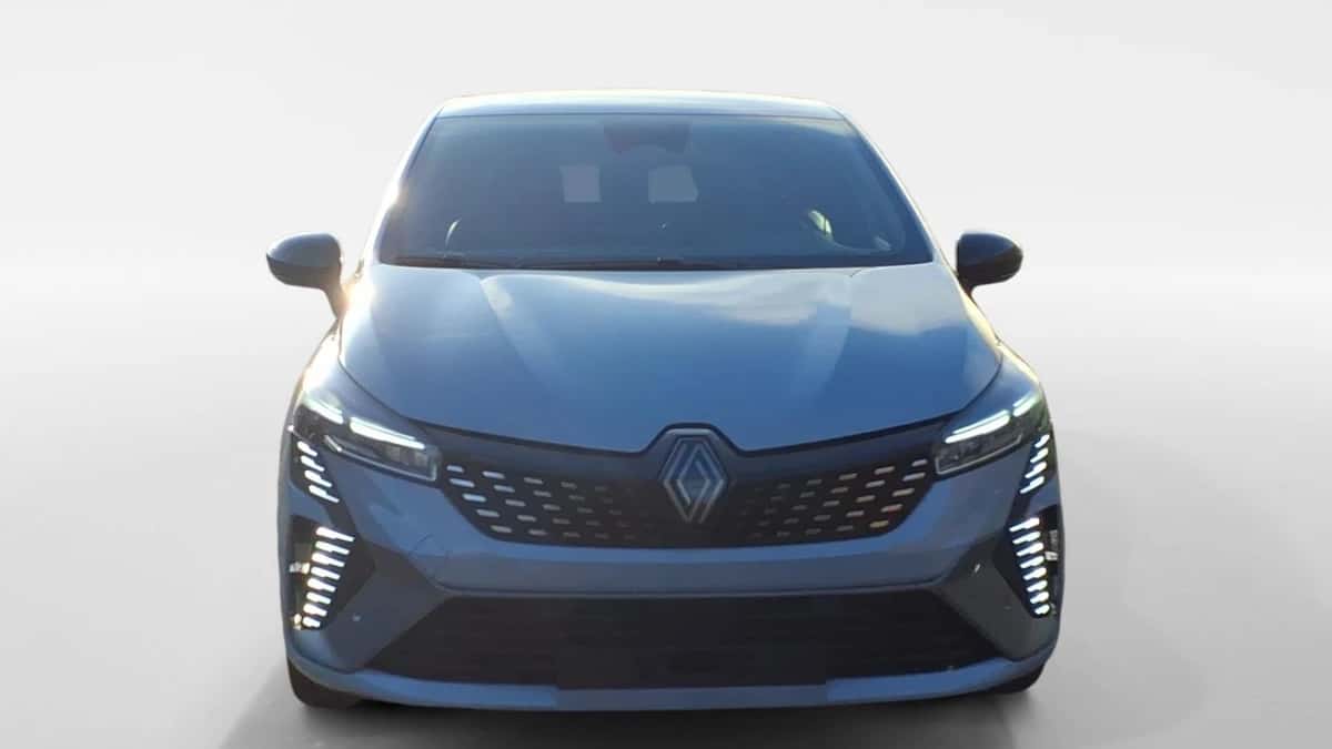 Renault Clio (2025) — foto 1