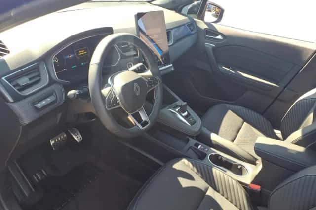 Renault Captur (2026) thumbnail 12