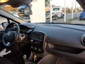 Renault Clio (2014) thumbnail 17