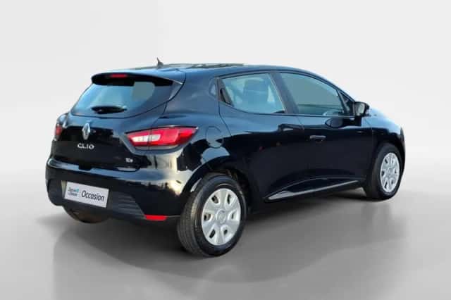 Renault Clio (2014) thumbnail 5
